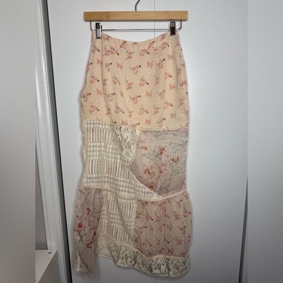 Free People - Daniella Lace Maxi Skirt - XS NWT - Picture 4 of 10